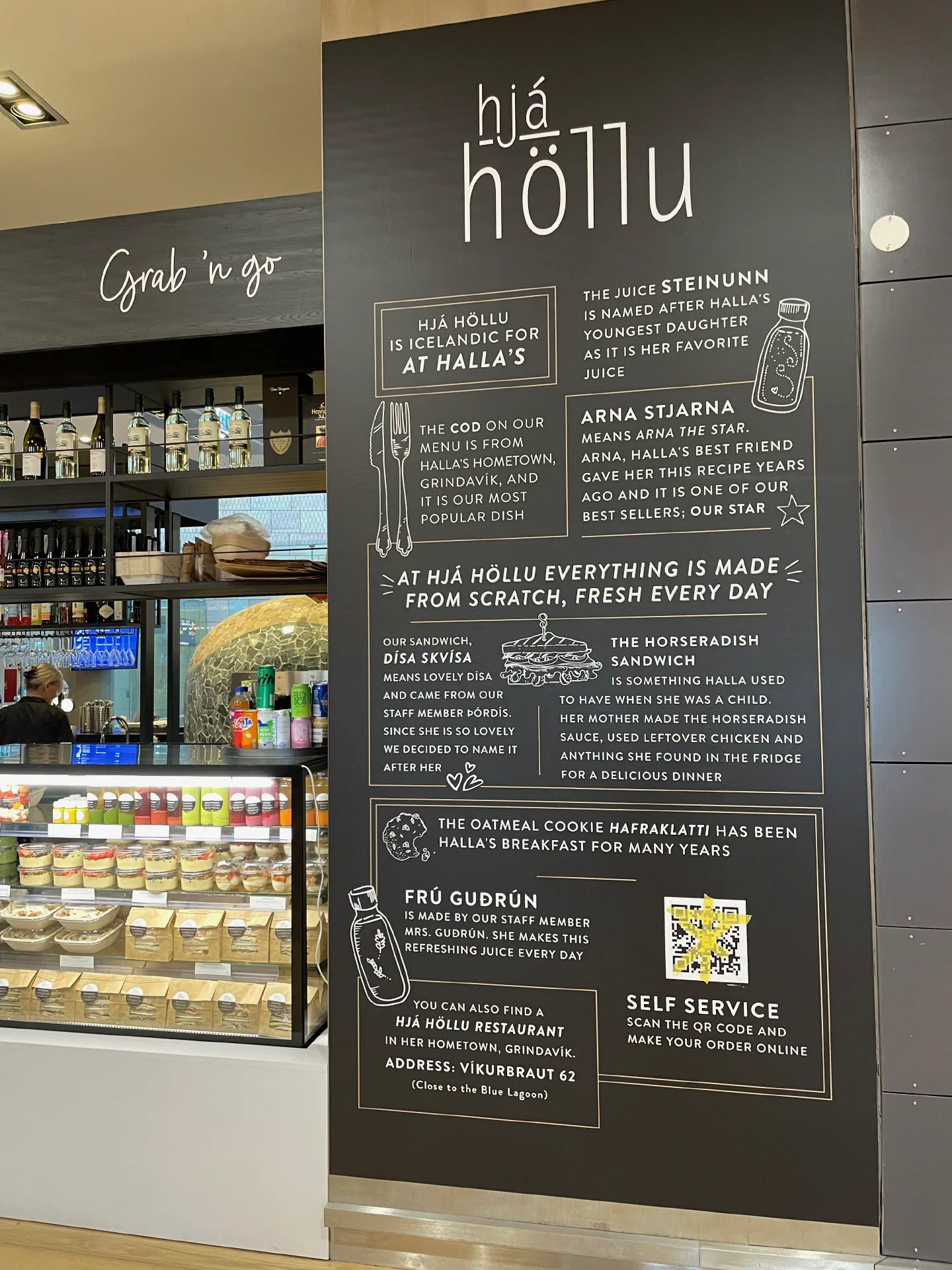 A grab ’n go café at Keflavík airport